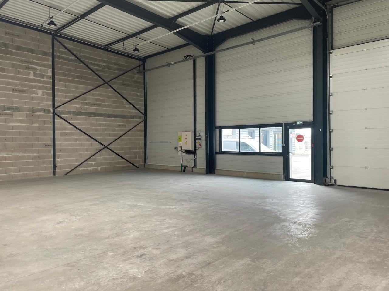 Local d'activité Neuville-sur-Saône 2303m² Location local d'activité Neuville-sur-Saône Rhône OLACT2119044 14